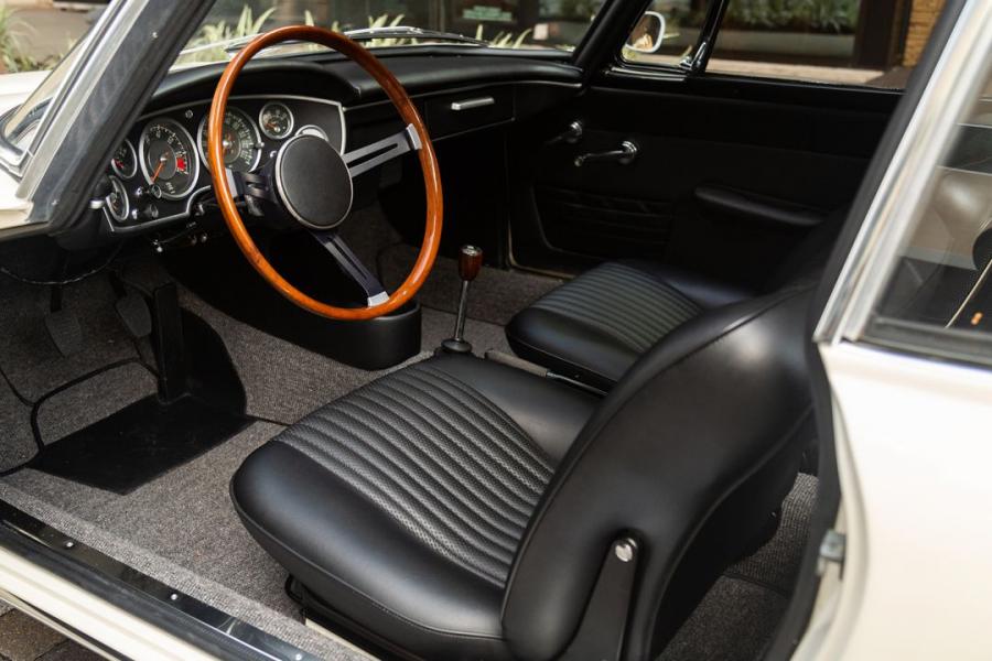Интерьер BMW Glas 1600 GT 1968 года  (фото 50 из 155)
